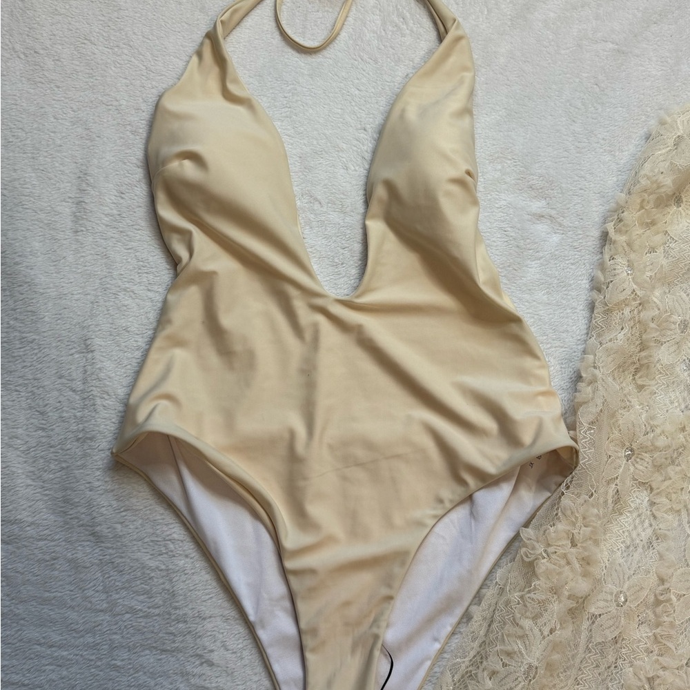NWOT Bikini w/Coverup